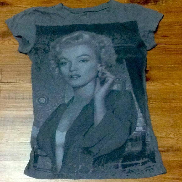 Tops - EUC - Marilyn Monroe Tee Sz Med